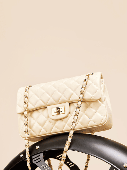 How to Identify Authentic Designer Handbags vs Fakes