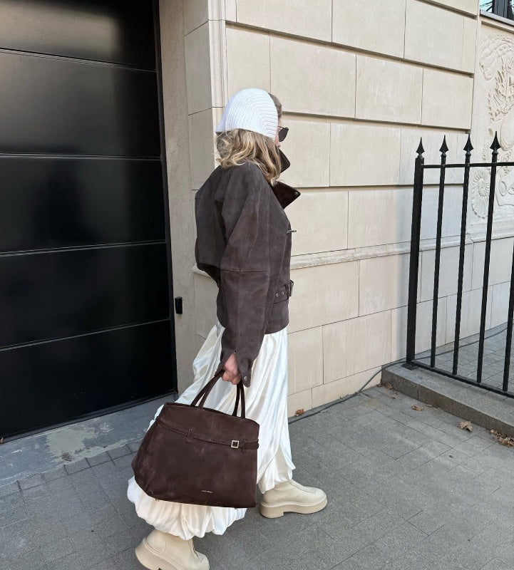 The Hidden Work of a Clean Line: Minimalism Meets Mastery