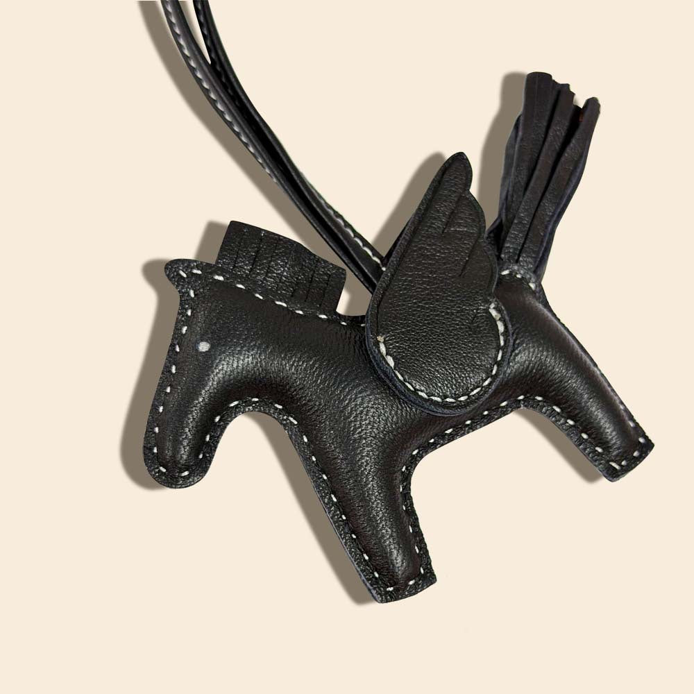 afdeeb76-066a-45d1-8f2f-5dea2c8f2eb5